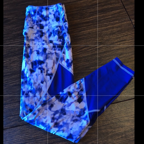 Old Navy Active High Waisted Leggings - Picture 3 of 7